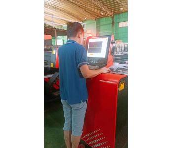 全自動(dòng)數控切割機